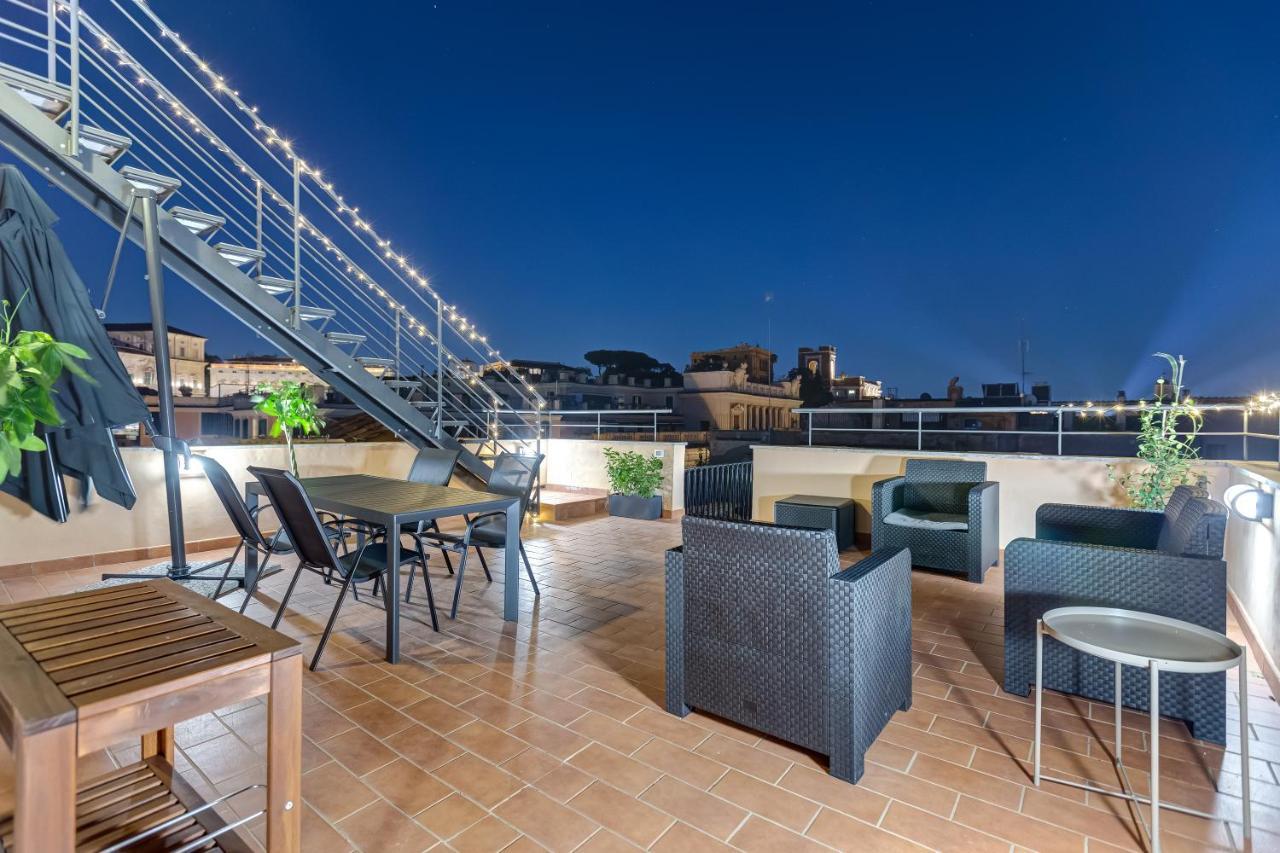 Готель Vivilo Roma Trevi - Luxury Experience - Private Jacuzzi On Terrace - Insane View Екстер'єр фото