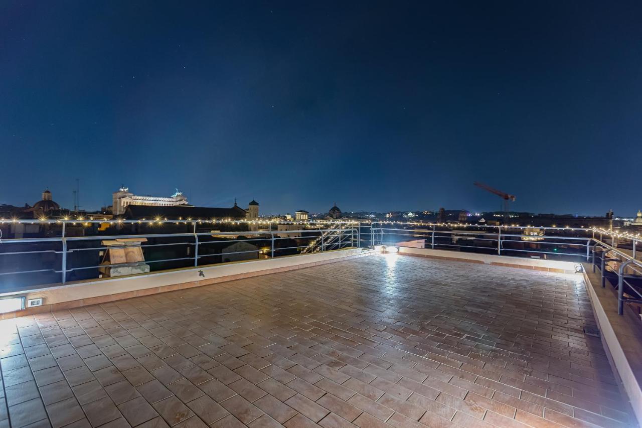 Готель Vivilo Roma Trevi - Luxury Experience - Private Jacuzzi On Terrace - Insane View Екстер'єр фото